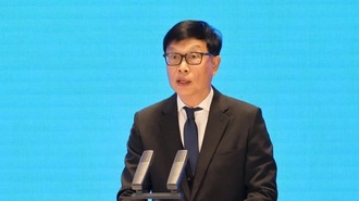 粤产工业机器人冲进全球前四！美的方洪波：让更多企业用上、用好机器人