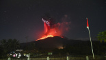 印尼一火山连续两次大规模喷发 我总领馆发布安全提醒